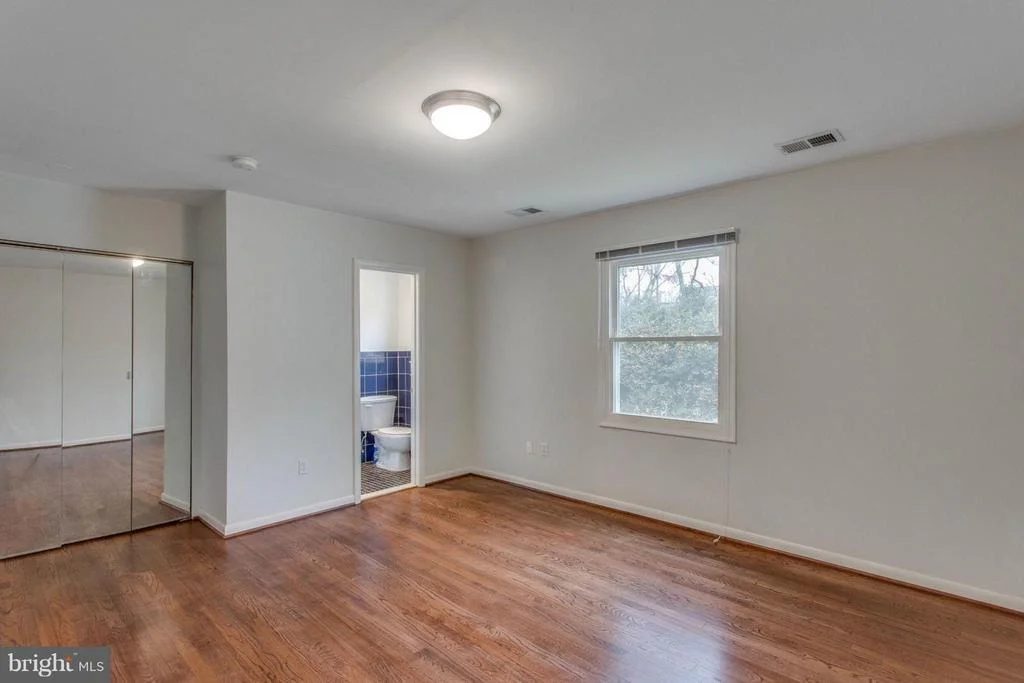 Photo of 3823 MODE STREET