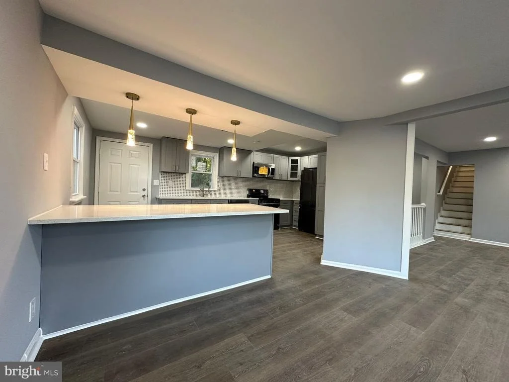 Photo of 4103 MAPLE