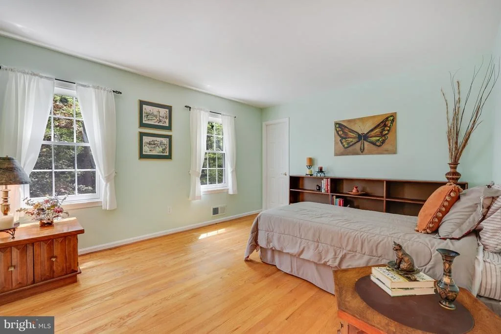 Photo of 11308 MYRTLE LANE