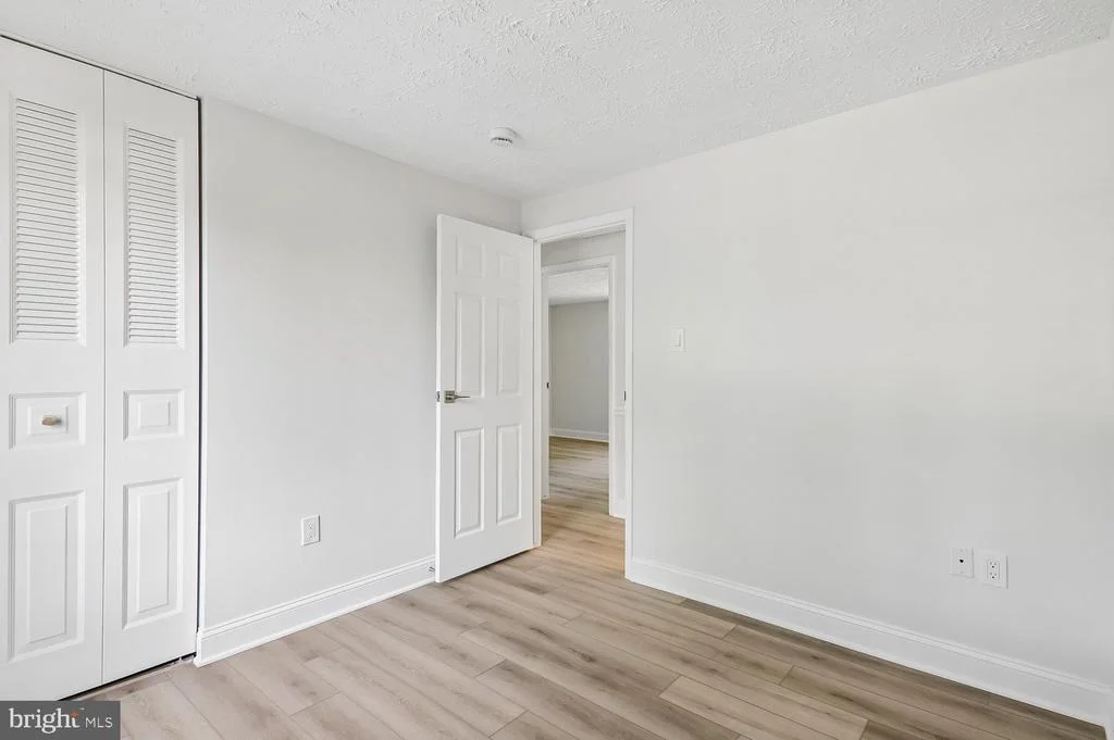Photo of 6612 SEWARD ROAD