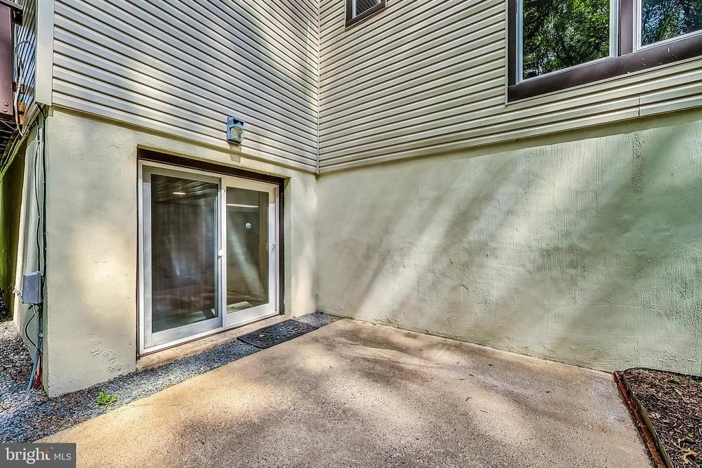 Photo of 2452 FREETOWN DRIVE