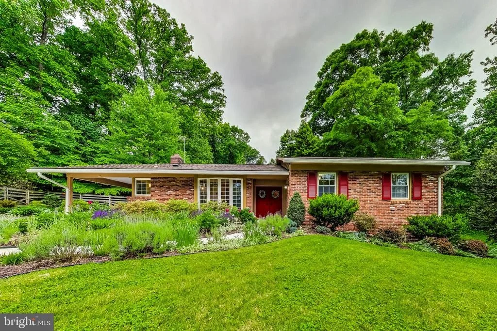 Photo of 4 DAVID COURT