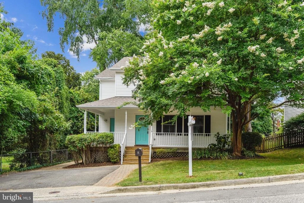 Photo of 722 MILLS WAY