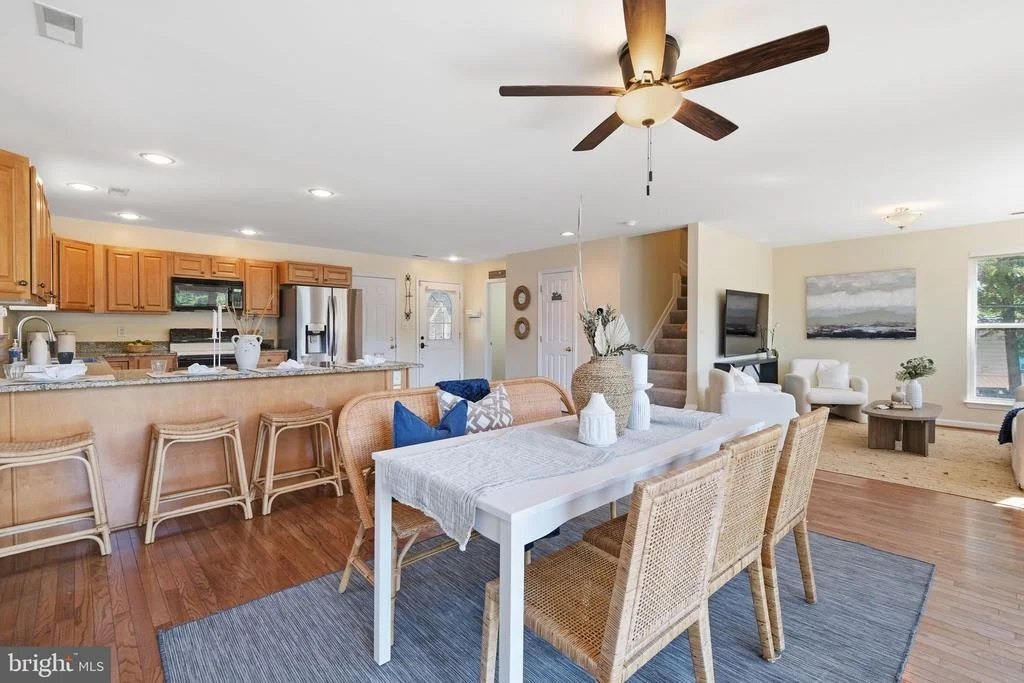 Photo of 426 RIVERSIDE DRIVE