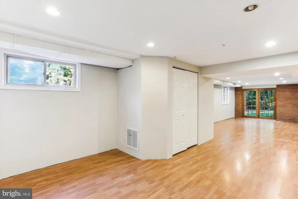Photo of 816 OLIVE DRIVE