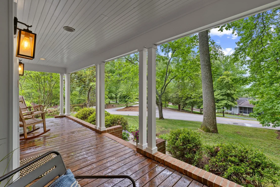 Photo of 2611 OGLETON ROAD