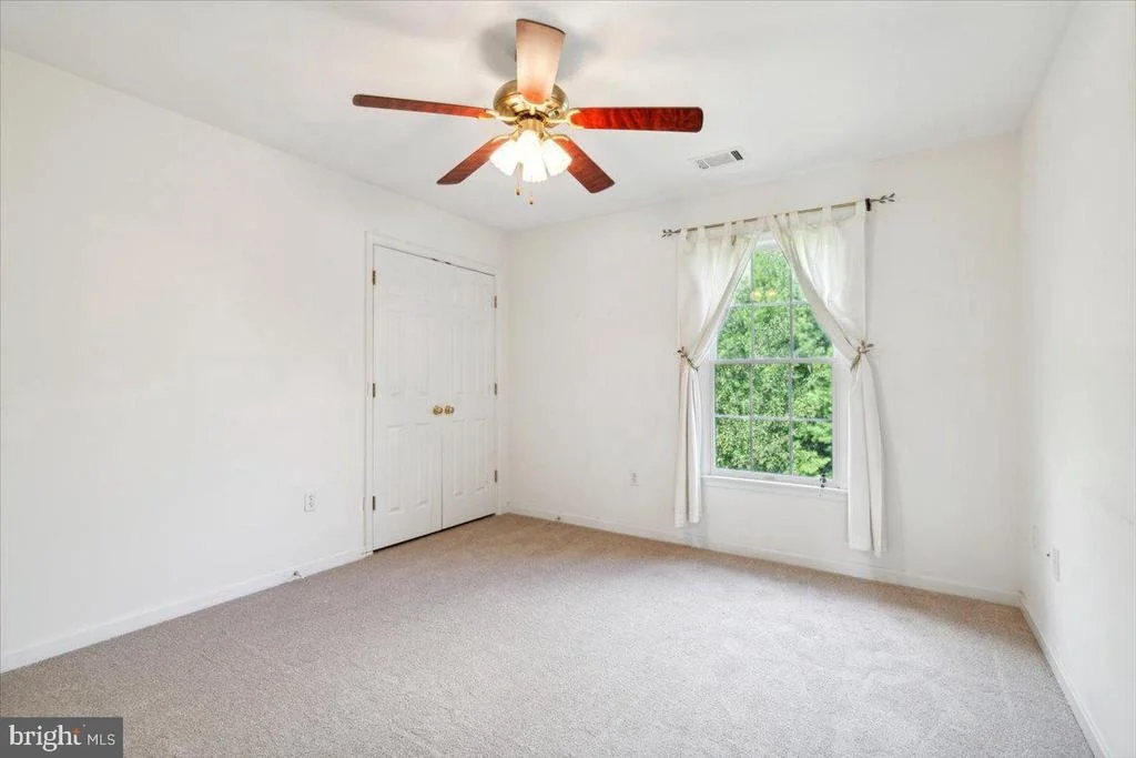 Photo of 1037 LINDFIELD DRIVE