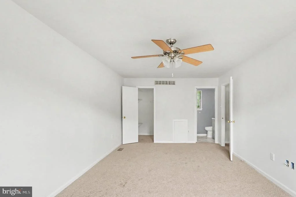 Photo of 737 FOX CHASE CIRCLE