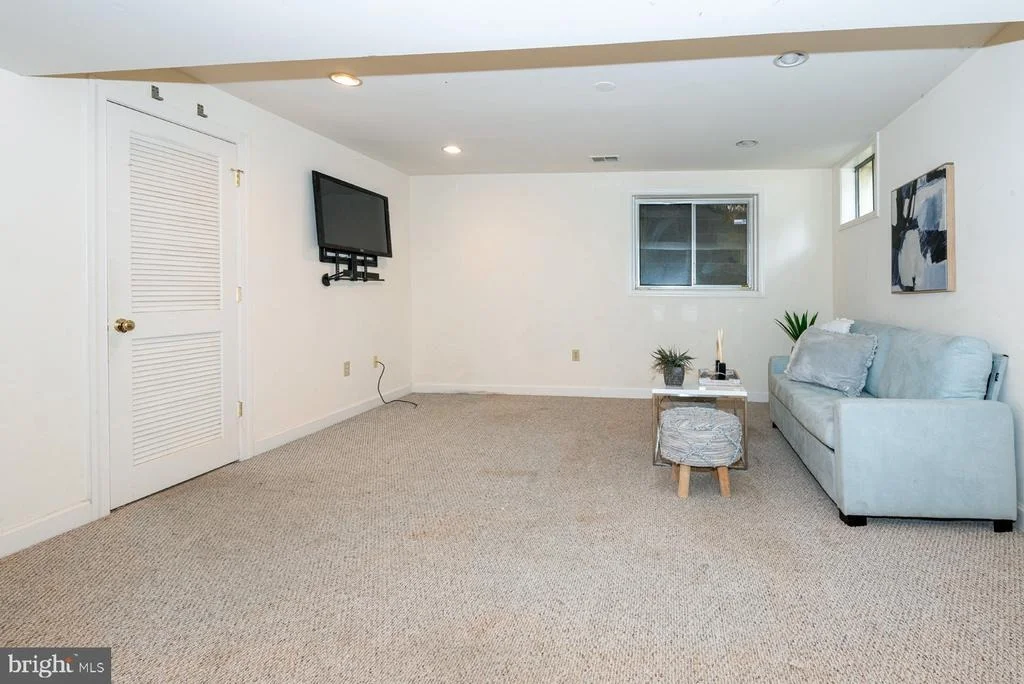 Photo of 1717 JASPER LANE