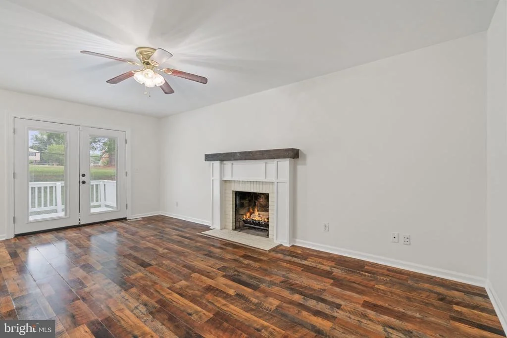 Photo of 2309 MAPLEWOOD DRIVE