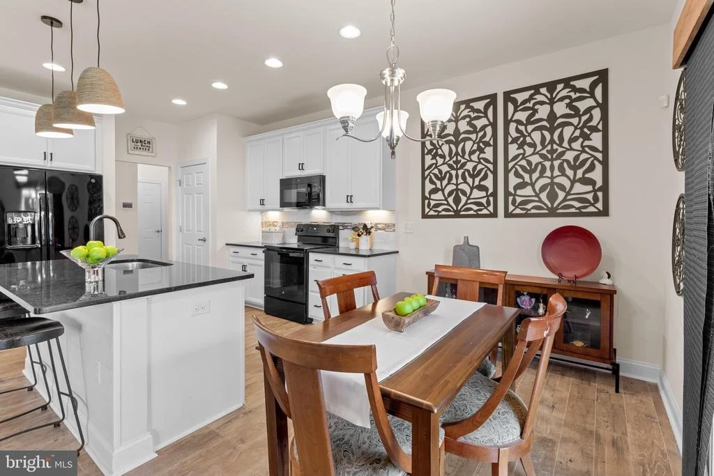 Photo of 26133 BEACON DRIVE