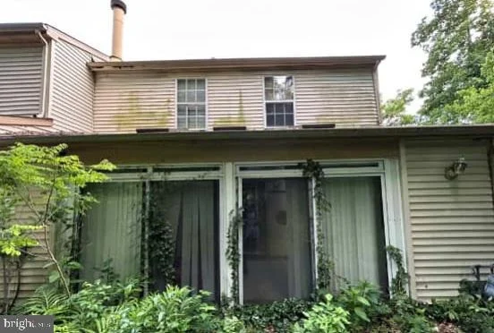 Photo of 19 SUMMIT COURT