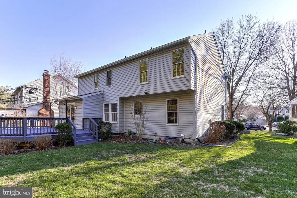Photo of 6908 NEWBERRY DRIVE