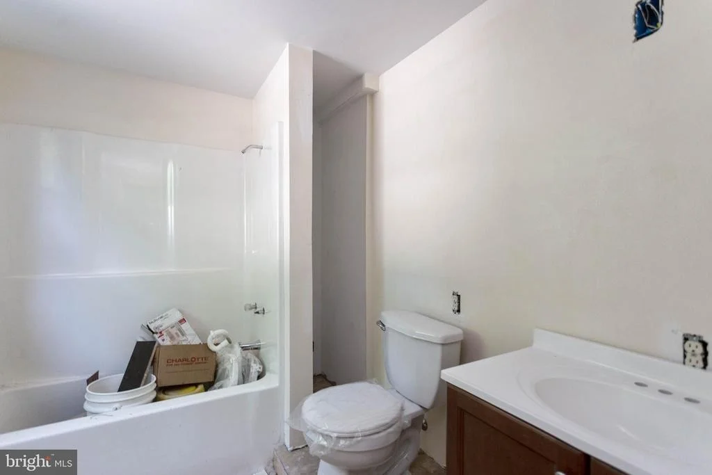 Photo of 7010 LANCASTER ROAD