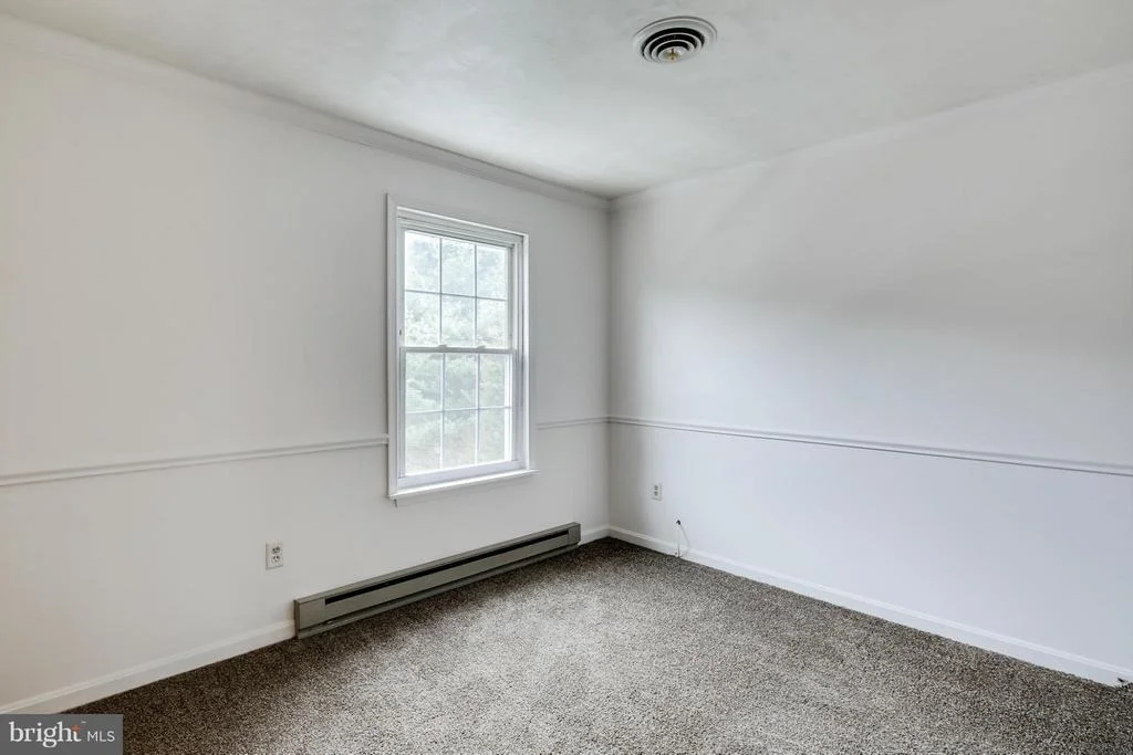 Photo of 1596 SMILEY DRIVE