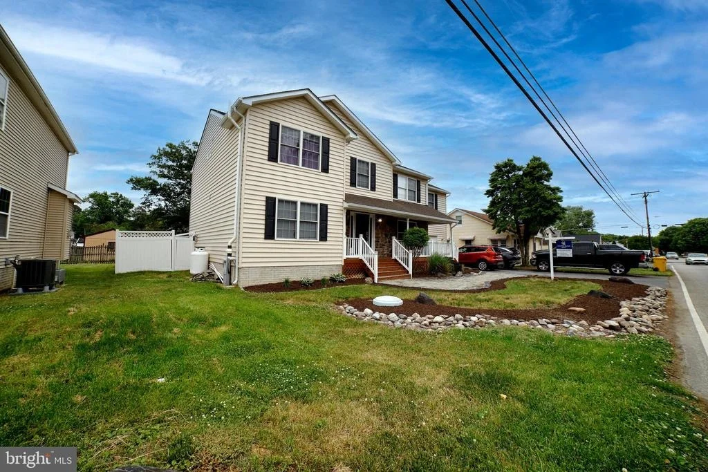 Photo of 833 SELBY BOULEVARD