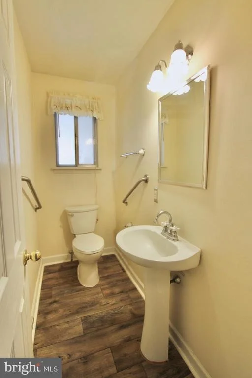 Photo of 789 MILLER DRIVE