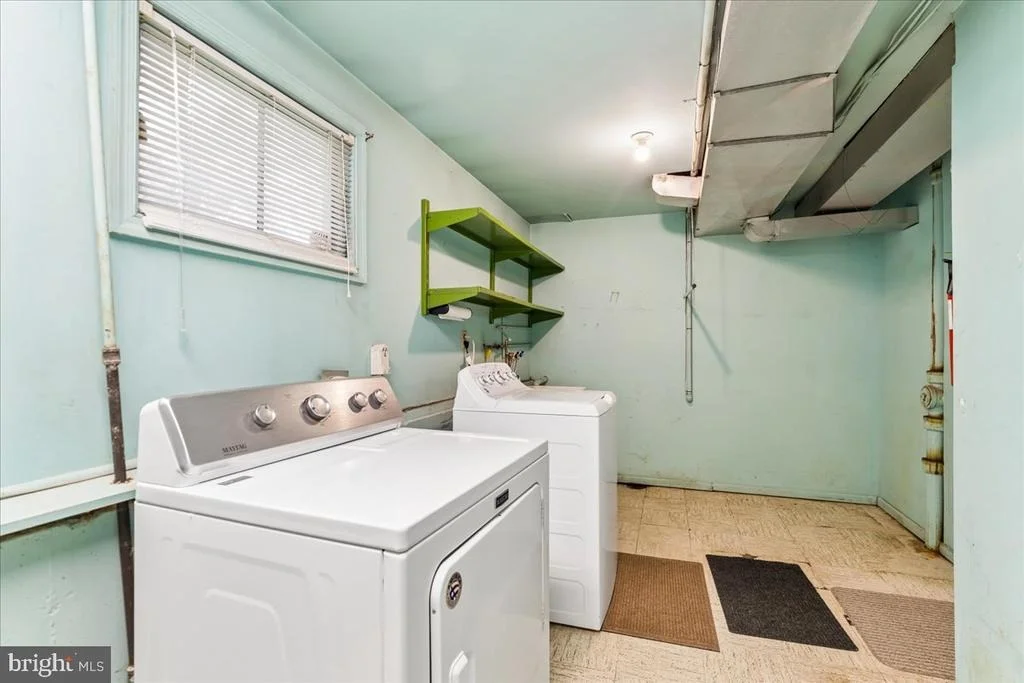 Photo of 1405 MULLINS STREET