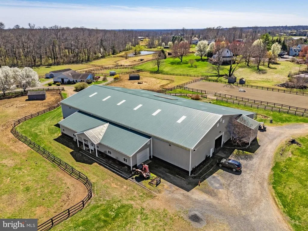 Photo of 7453 OPAL ROAD