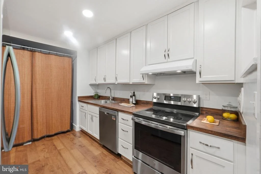 Photo of 4115 CONRAD ROAD
