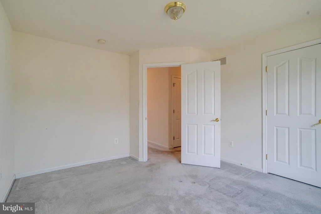 Photo of 4835 SEVEN TRAILS CIRCLE