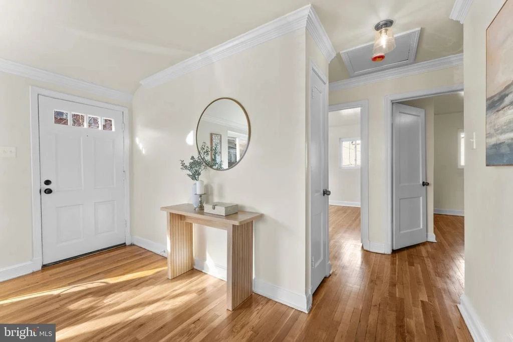 Photo of 11013 AMHERST AVENUE