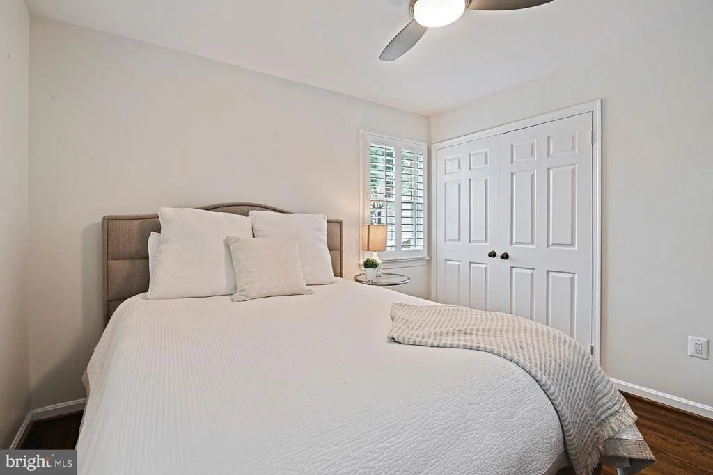 Photo of 7712 LEAR ROAD