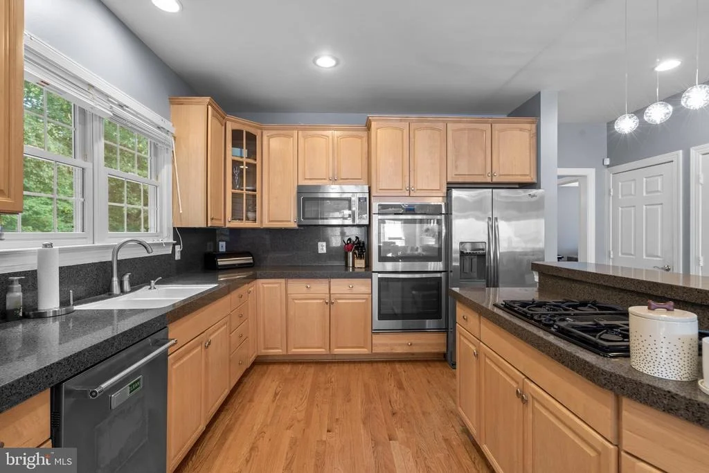 Photo of 5010 TOTHILL DRIVE