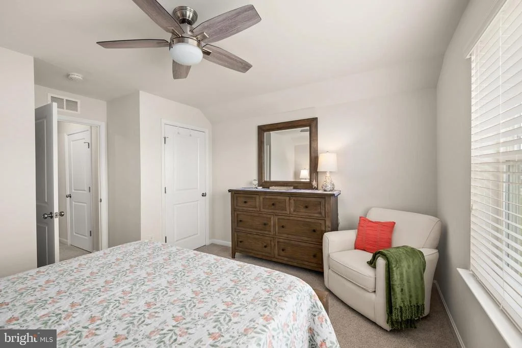 Photo of 16272 ASHLAR LOOP