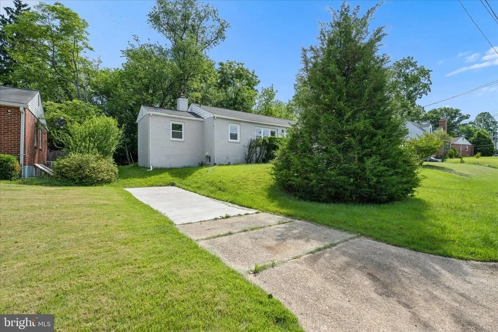 Photo of 10607 LILAC PLACE