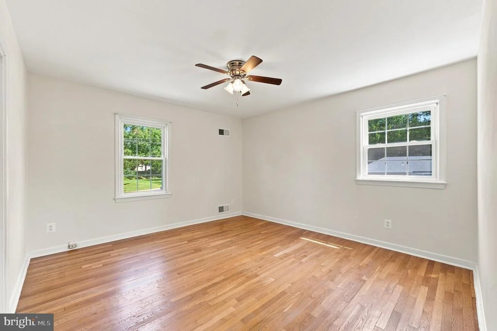 Photo of 2400 E GATE DRIVE