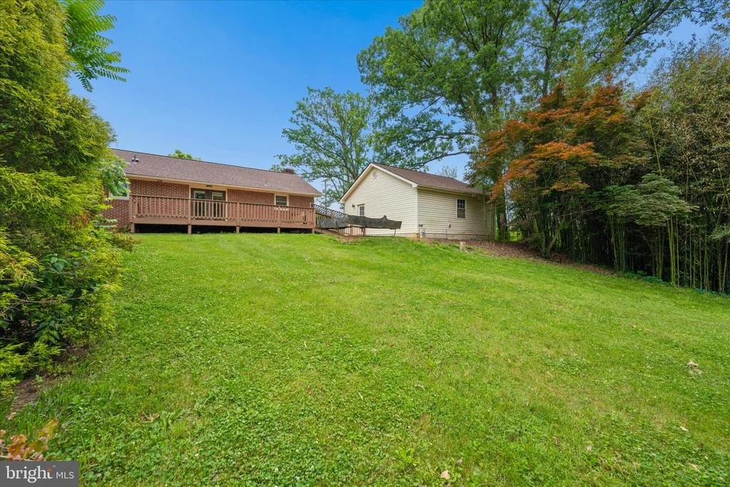 Photo of 7052 LINGANORE ROAD