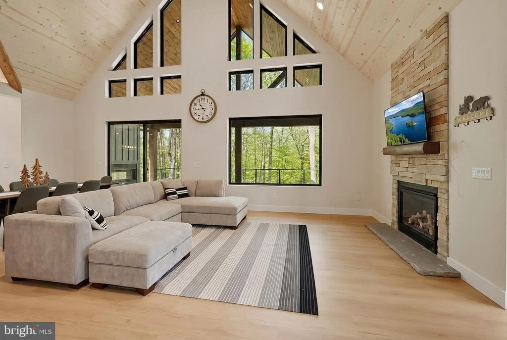 Photo of 248 TARN DRIVE