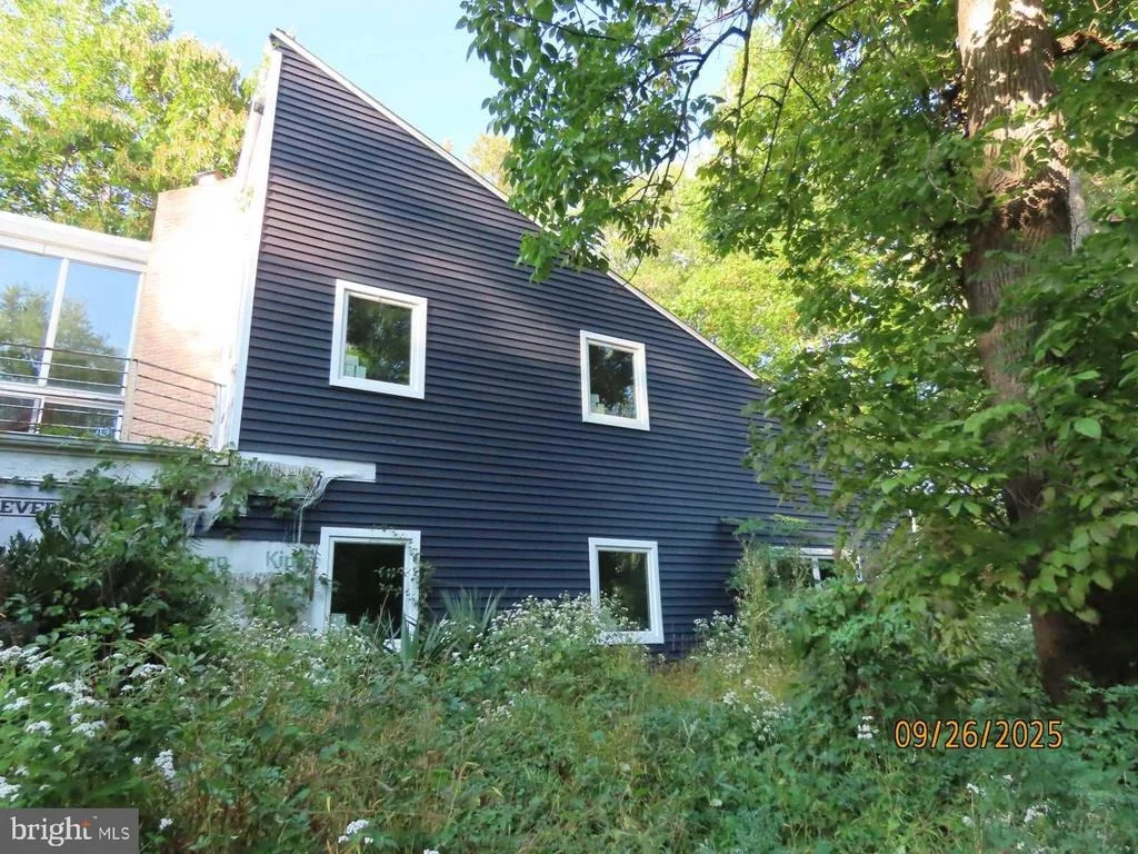 Photo of 1710 TWINING ROAD