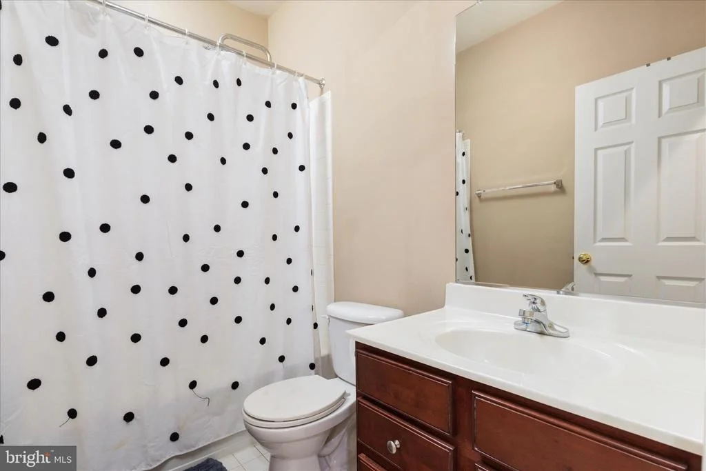 Photo of 660 BEEHIVE WAY