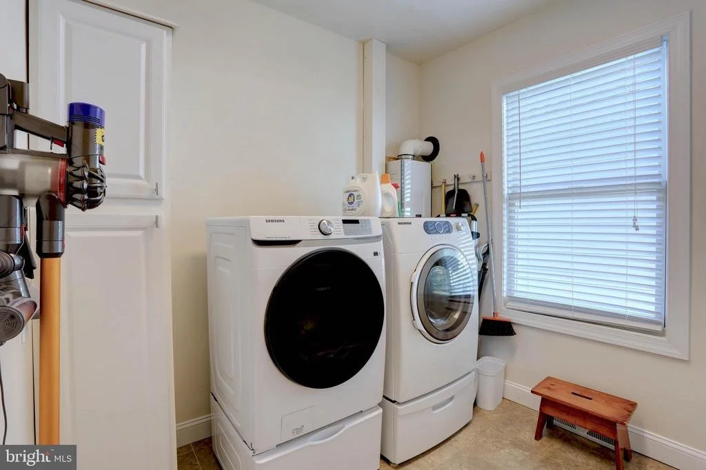 Photo of 8171 BAYSIDE DRIVE