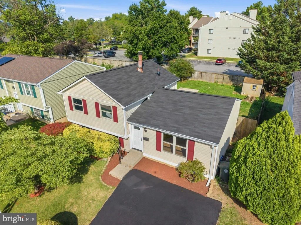 Photo of 452 CENTER STREET