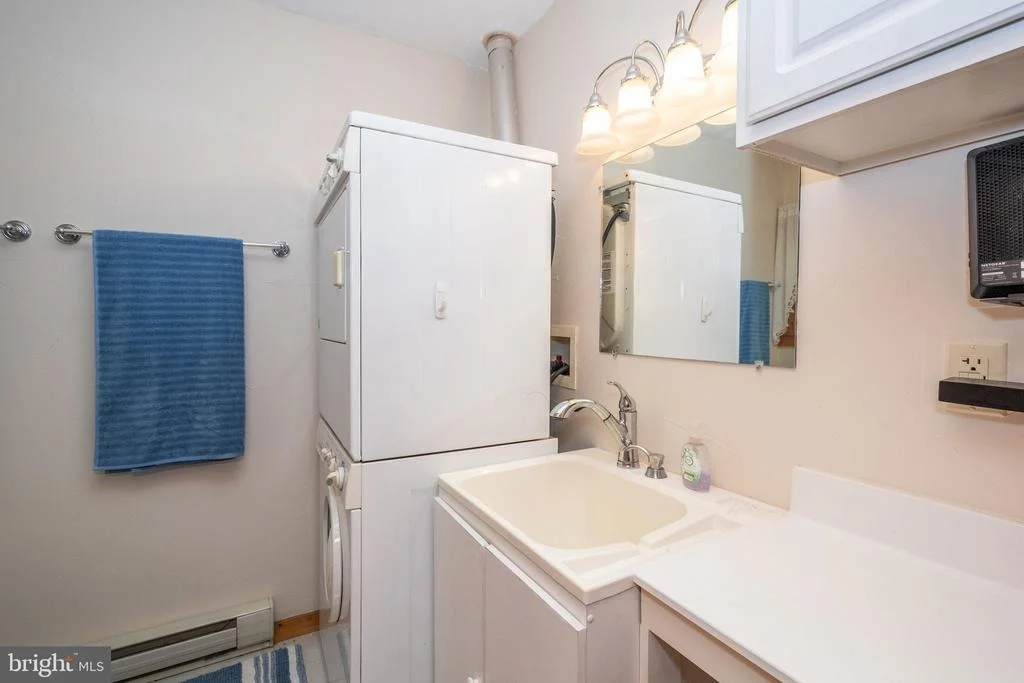 Photo of 302 OAK WAY ROAD