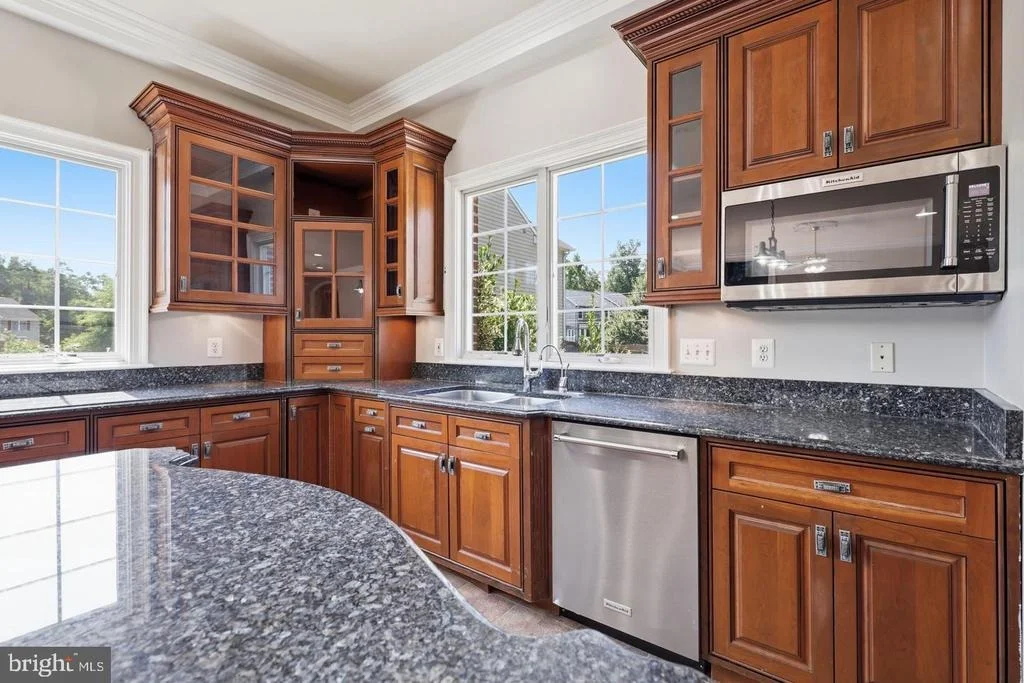 Photo of 8813 OAK LEAF DRIVE