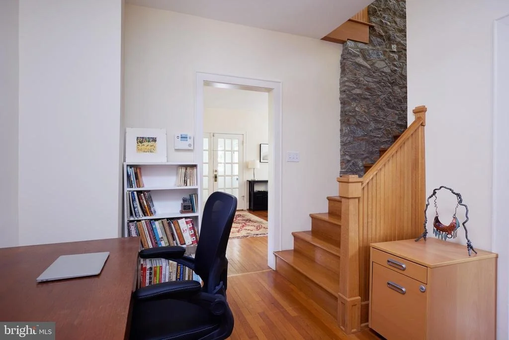 Photo of 4236 RIVER ROAD NW