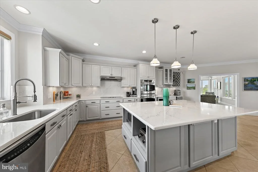 Photo of 40081 OCEANSIDE DRIVE