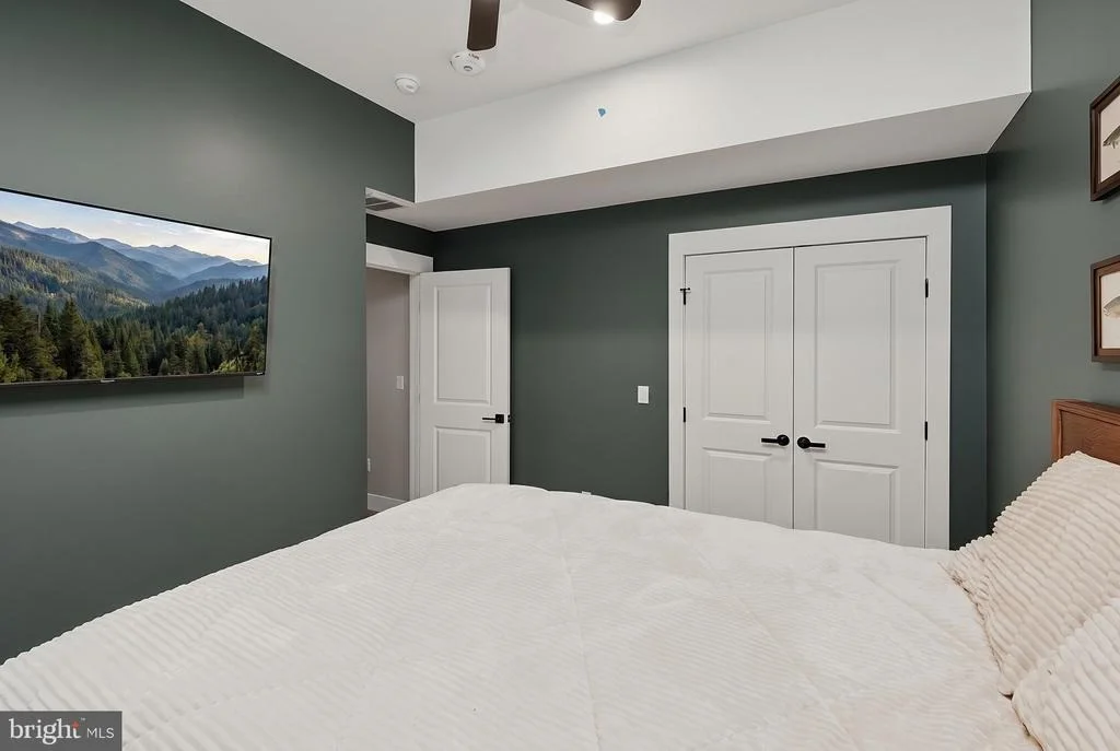 Photo of 248 TARN DRIVE