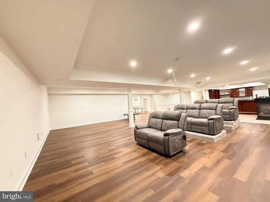 Photo of 6403 BURKE WOODS DRIVE