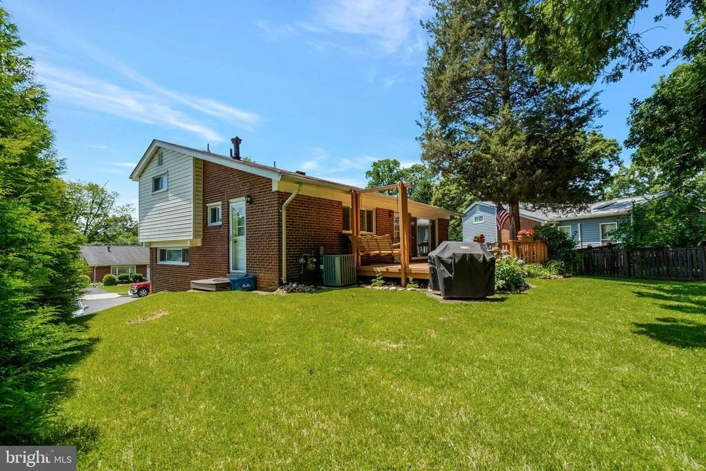 Photo of 10318 FOREST AVENUE