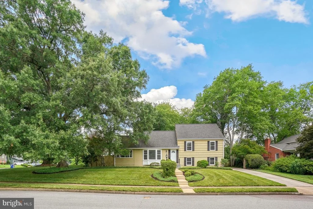 Photo of 8524 DOTER DRIVE