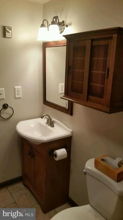 Photo of 780 SPRUCE DRIVE