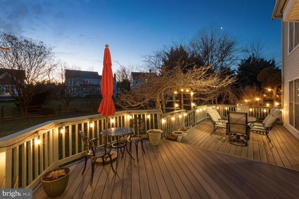 Photo of 10 MAPLECREST COURT