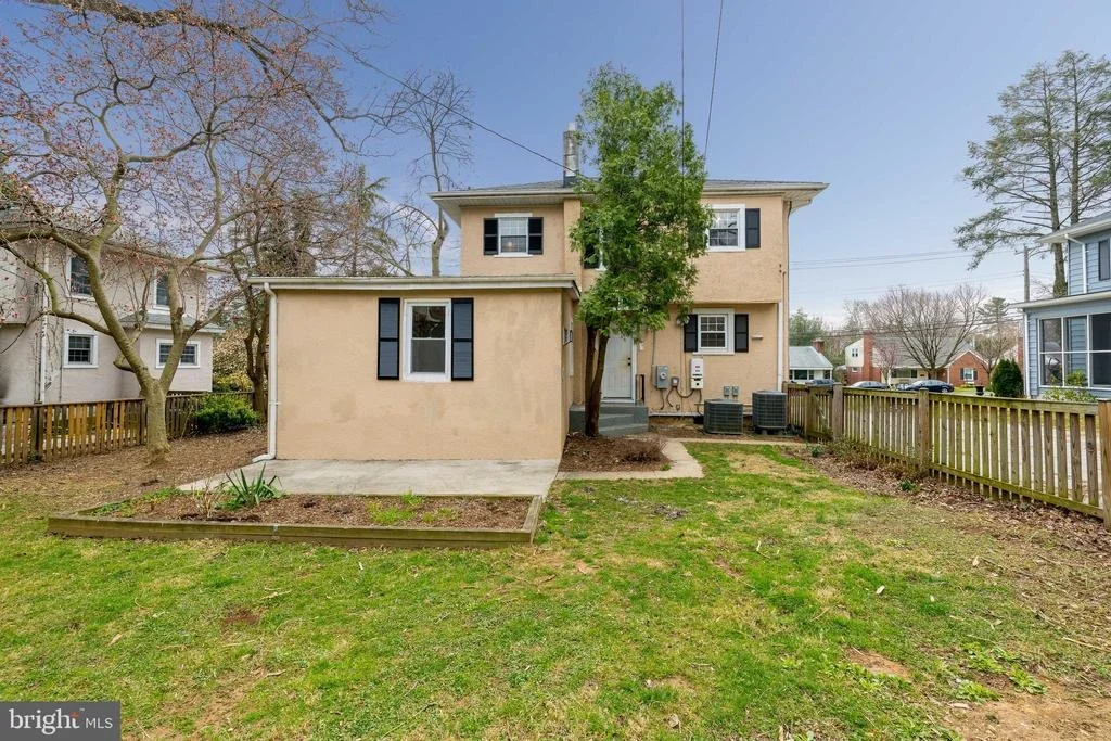 Photo of 516 STEVENSON