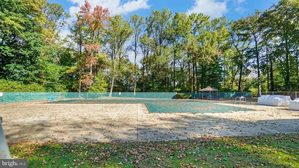 Photo of 960 YACHTSMAN WAY
