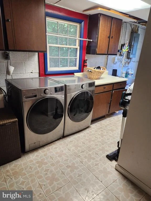 Photo of 9621 PODIUM DRIVE